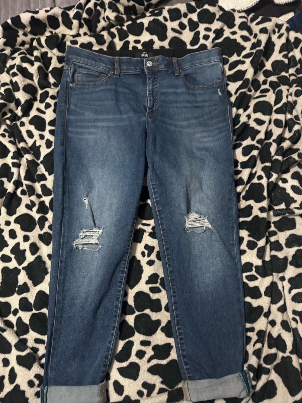 Lularoe Distressed Blue Jeans size 32